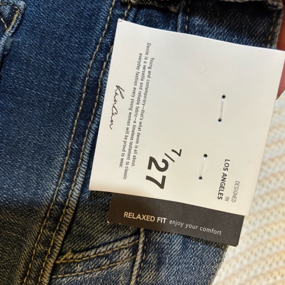 New KanCan Relaxed Fit Jeans - Picture 3 of 5